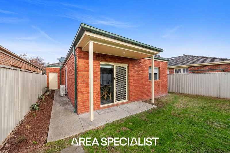 Photo - 58 Oaklands Way, Pakenham VIC 3810 - Image 12