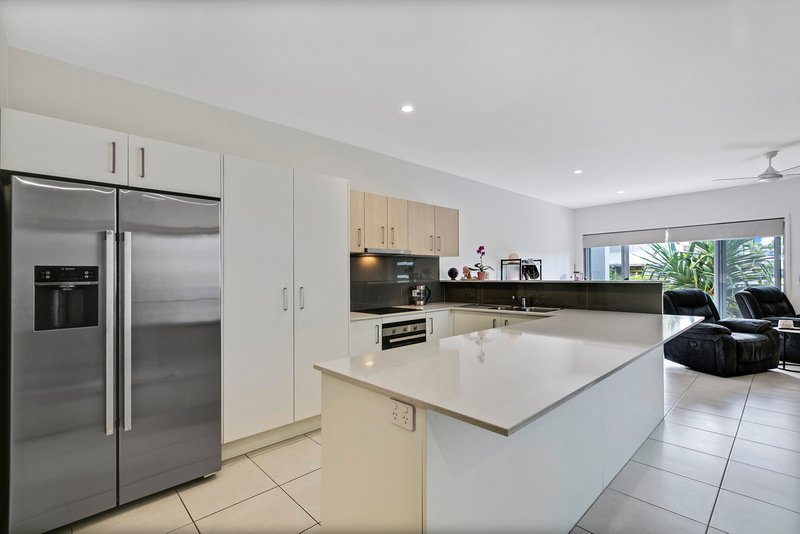 Photo - 58 Osborne Circuit, Maroochydore QLD 4558 - Image 7