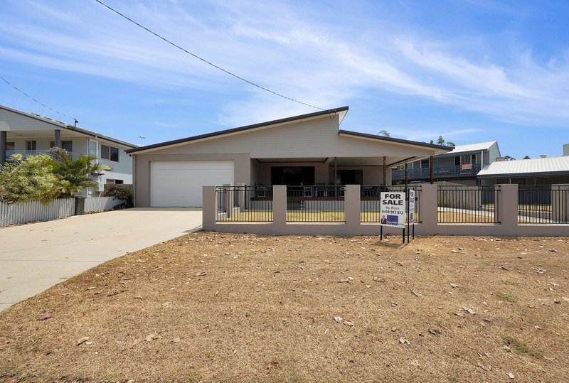 Photo - 58 Pacific Esplanade, Slade Point QLD 4740 - Image 2