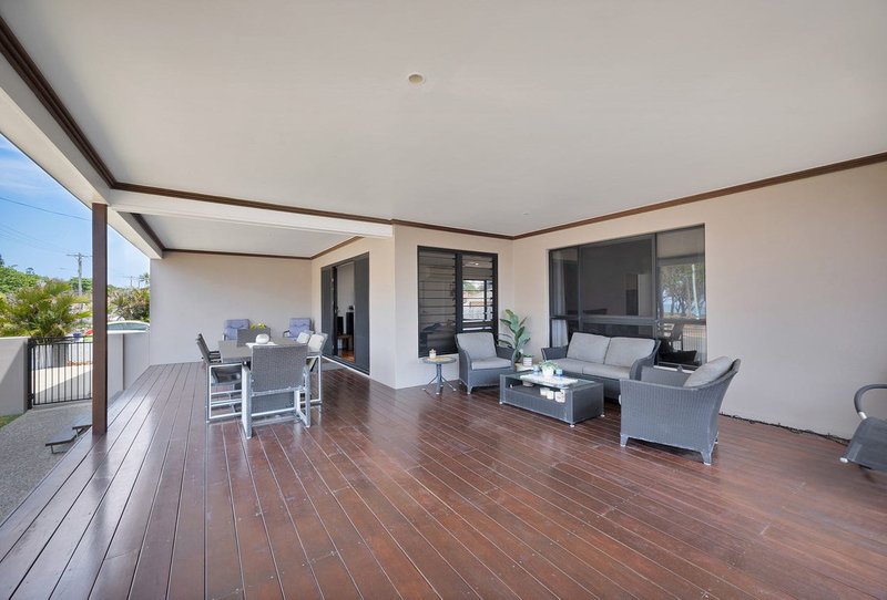 Photo - 58 Pacific Esplanade, Slade Point QLD 4740 - Image 4