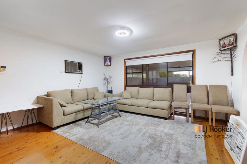 Photo - 58 Palmerston Road, Mount Druitt NSW 2770 - Image 3