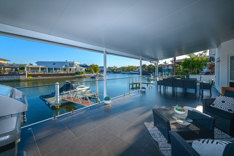 Photo - 58 Pebble Beach Drive, Runaway Bay QLD 4216 - Image 2