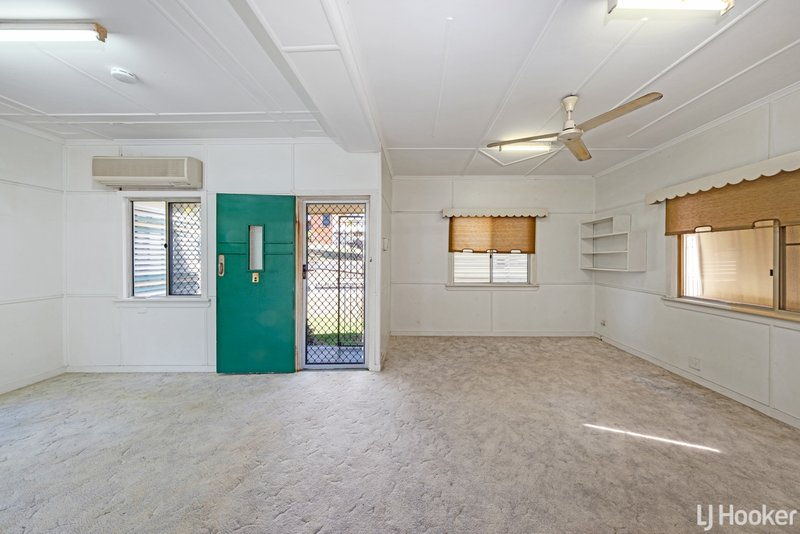 Photo - 58 Penlington Street, The Range QLD 4700 - Image 7