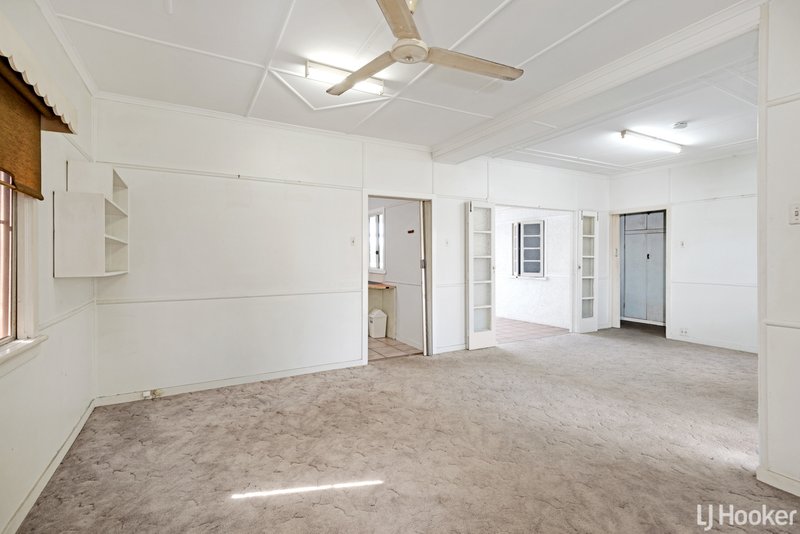 Photo - 58 Penlington Street, The Range QLD 4700 - Image 13