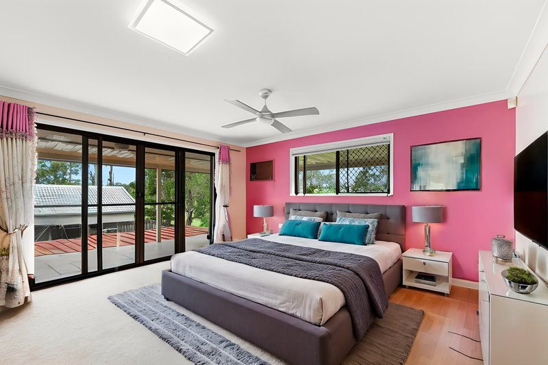 Photo - 58 Peter Thomson Drive, Parkwood QLD 4214 - Image 8