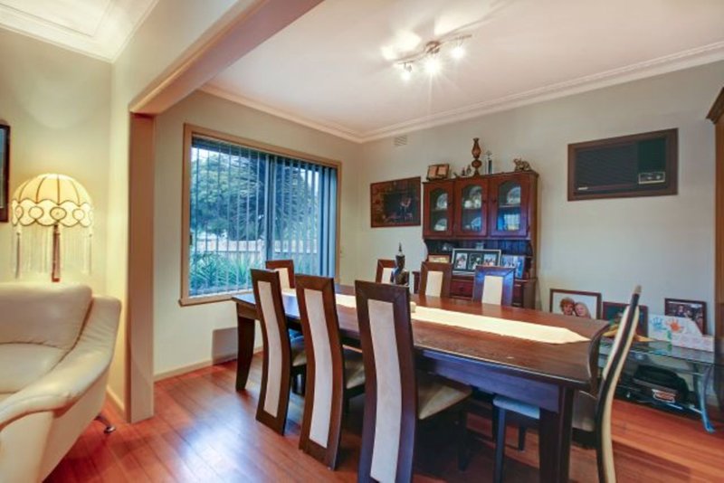 Photo - 58 Rathcown Road, Reservoir VIC 3073 - Image 3