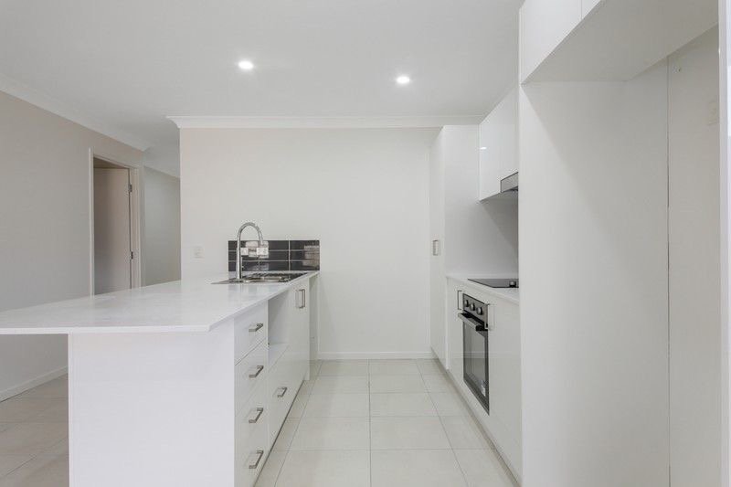 Photo - 58 Regatta Circuit, Burpengary QLD 4505 - Image 3