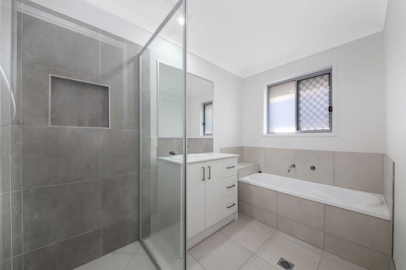 Photo - 58 Regatta Circuit, Burpengary QLD 4505 - Image 6