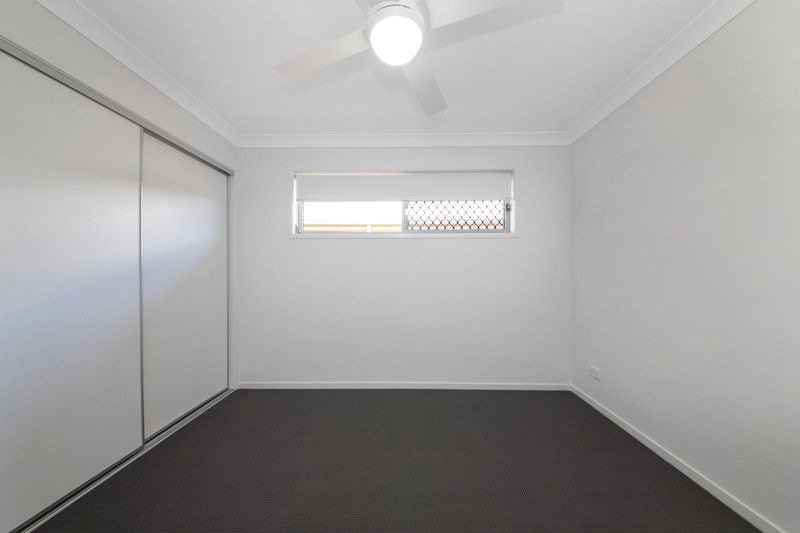 Photo - 58 Regatta Circuit, Burpengary QLD 4505 - Image 10