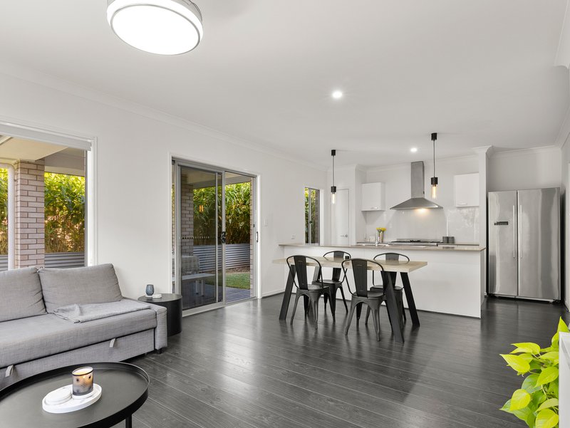 Photo - 58 River Run Circuit, Ormeau Hills QLD 4208 - Image 2