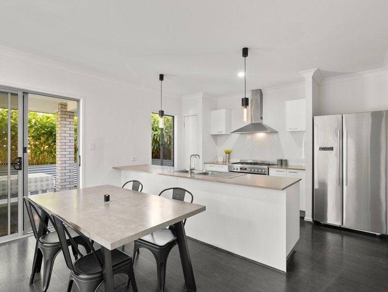 Photo - 58 River Run Circuit, Ormeau Hills QLD 4208 - Image 5