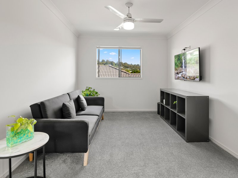 Photo - 58 River Run Circuit, Ormeau Hills QLD 4208 - Image 11