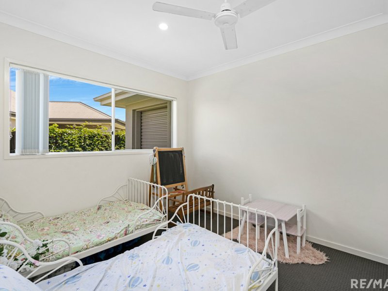 Photo - 58 Rivermill Terrace, Maudsland QLD 4210 - Image 13