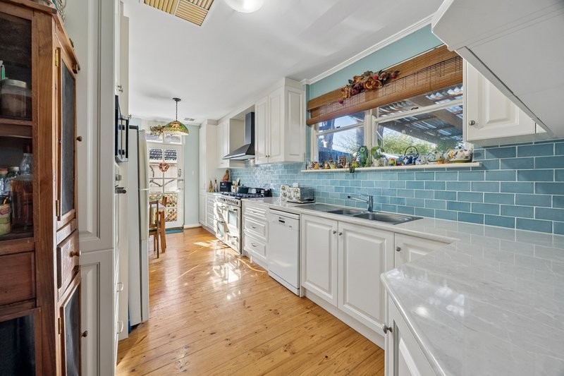 Photo - 58 Roberts Road, Hackham West SA 5163 - Image 10