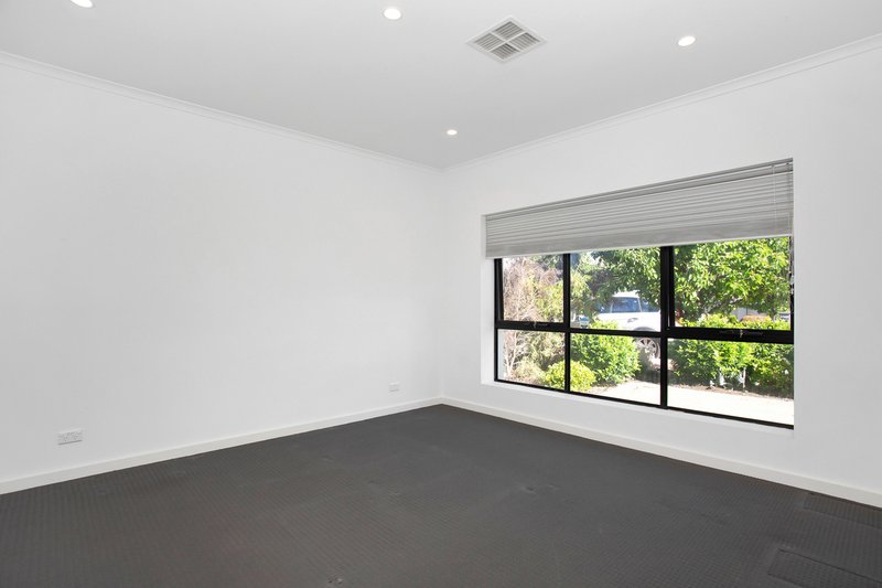 Photo - 58 Rondo Avenue, Findon SA 5023 - Image 7