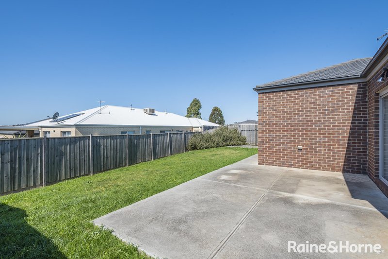 Photo - 58 Rosenthal Boulevard, Sunbury VIC 3429 - Image 16