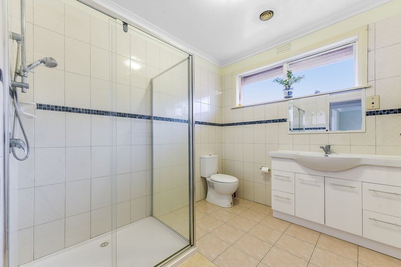 Photo - 58 Royal Avenue, Springvale VIC 3171 - Image 14