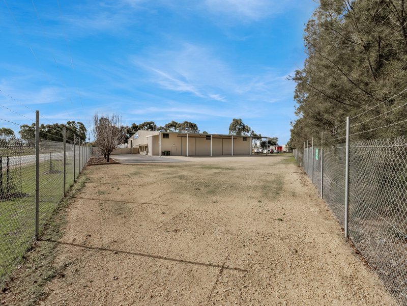 Photo - 58 Sandford Road, Wangaratta VIC 3677 - Image 19