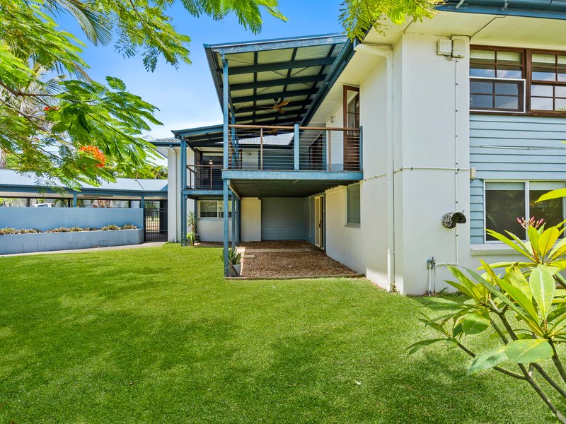 Photo - 58 Sandy Camp Road, Wynnum QLD 4178 - Image 19