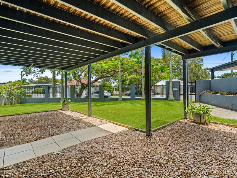 Photo - 58 Sandy Camp Road, Wynnum QLD 4178 - Image 21