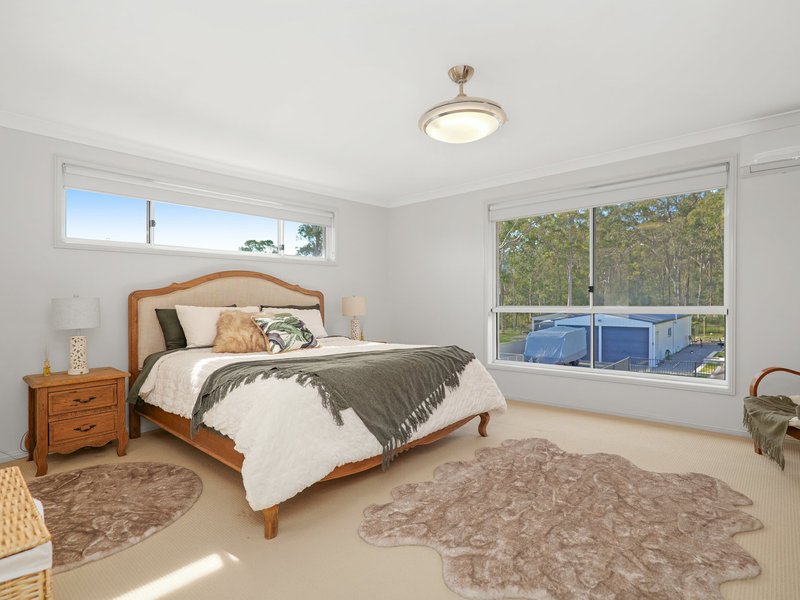 Photo - 58 Sassin Crescent, Medowie NSW 2318 - Image 11