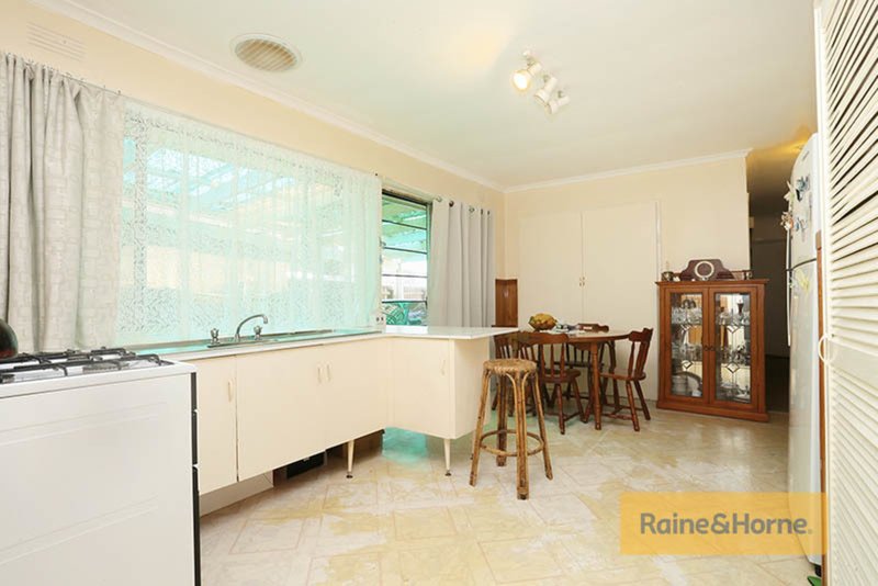 Photo - 58 Scott Street, Melton VIC 3337 - Image 3