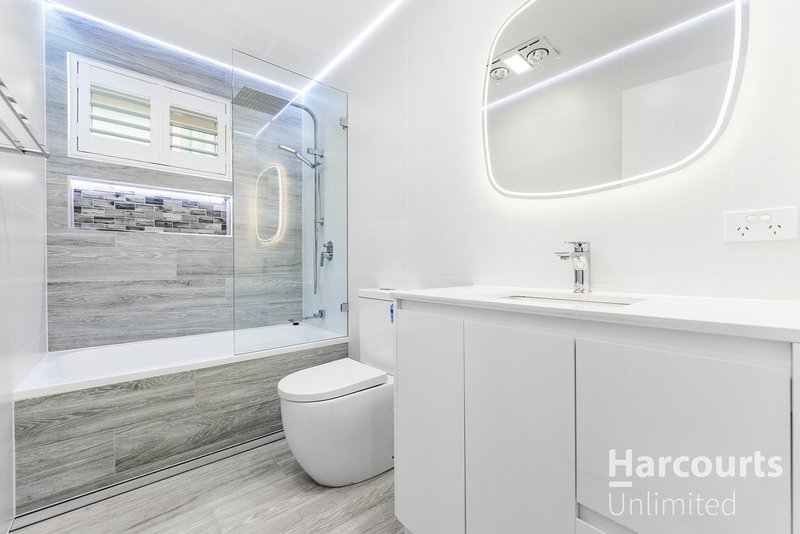 Photo - 58 Seabrook Crescent, Doonside NSW 2767 - Image 12