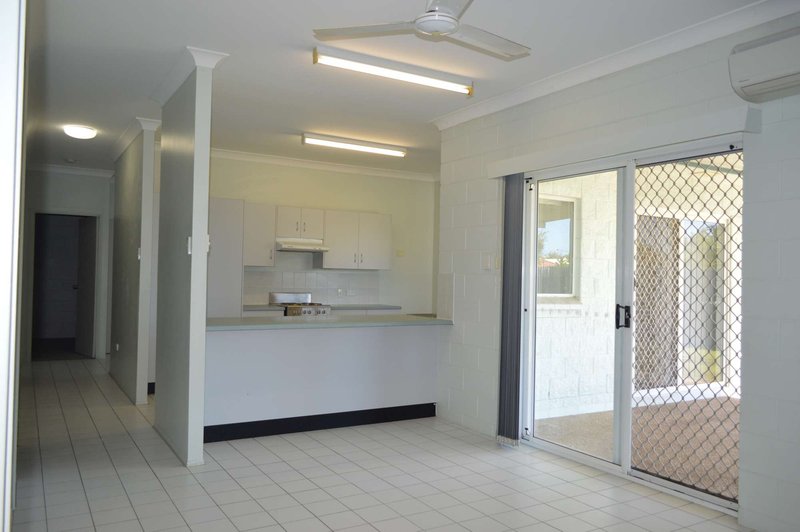 Photo - 58 Serissa Crescent, Annandale QLD 4814 - Image 7