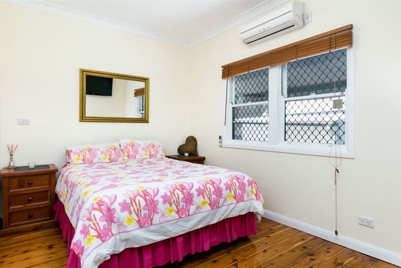 Photo - 58 Seven Hills Road South, Seven Hills NSW 2147 - Image 6