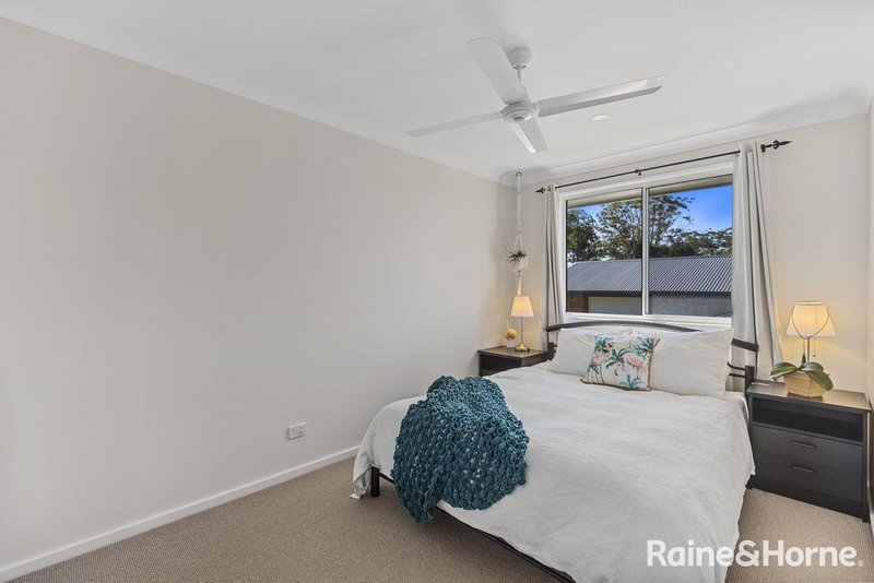 Photo - 58 Shannon Parade, Berkeley Vale NSW 2261 - Image 9