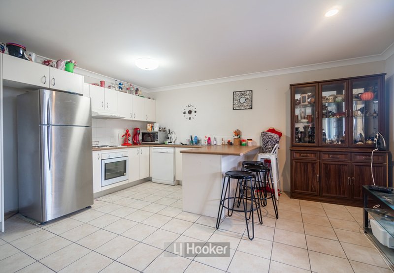 Photo - 5/8 Shareece Court, Crestmead QLD 4132 - Image 2