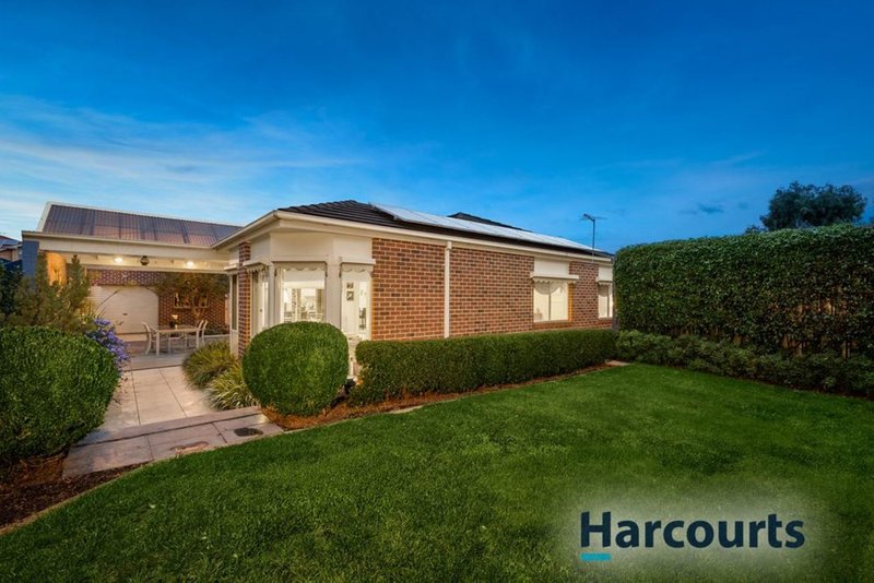 Photo - 58 Somes Street, Wantirna South VIC 3152 - Image 11