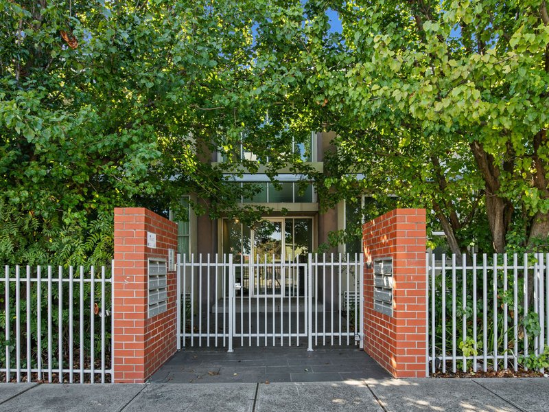 Photo - 5/8 St James Ave , Springvale VIC 3171 - Image 8