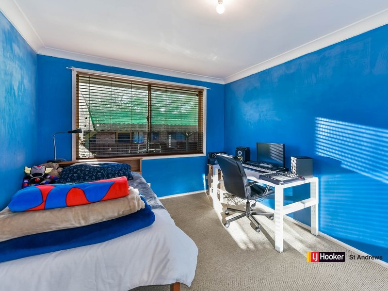 Photo - 58 Stromeferry Crescent, St Andrews NSW 2566 - Image 6