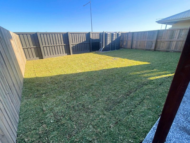 Photo - 58 Sunflower Crescent, Nirimba QLD 4551 - Image 8