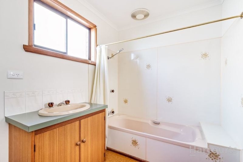 Photo - 58 Surrey Street, Devonport TAS 7310 - Image 6