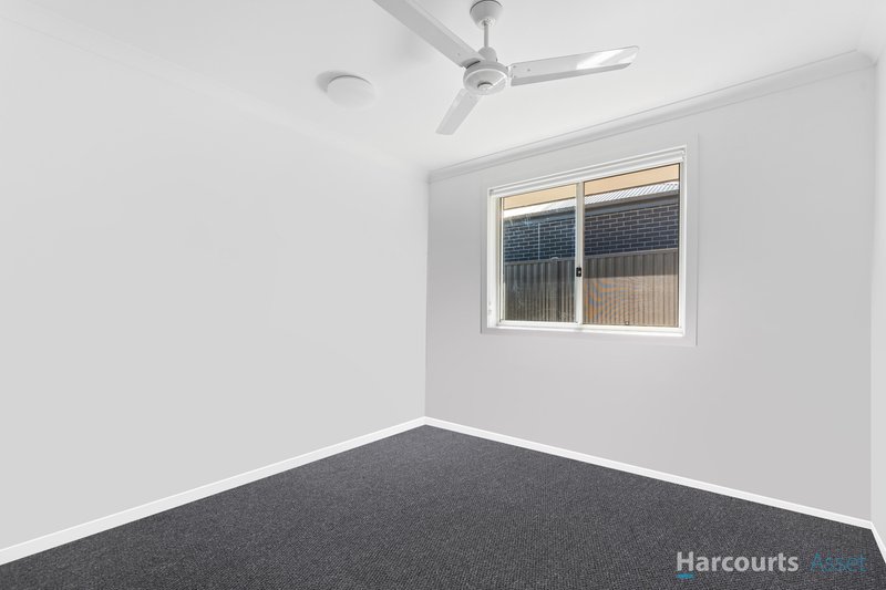 Photo - 58 Sutherland Street, Gleneagle QLD 4285 - Image 8