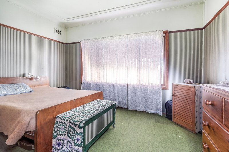 Photo - 58 Talbot Road, Yagoona NSW 2199 - Image 6