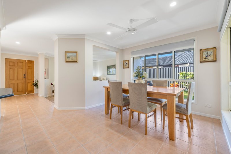 Photo - 58 The Corso , Pelican Waters QLD 4551 - Image 7