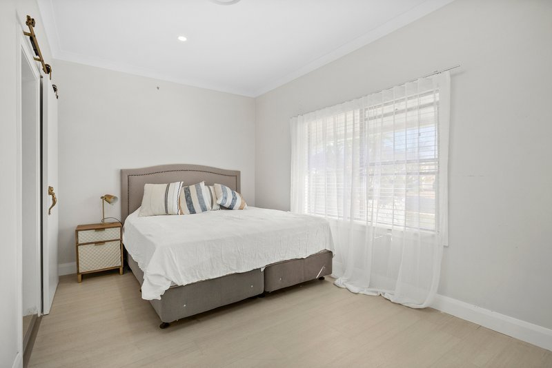 Photo - 58 Third Avenue, Port Kembla NSW 2505 - Image 4