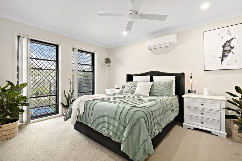 Photo - 58 Trevor Street, Bellbird Park QLD 4300 - Image 3