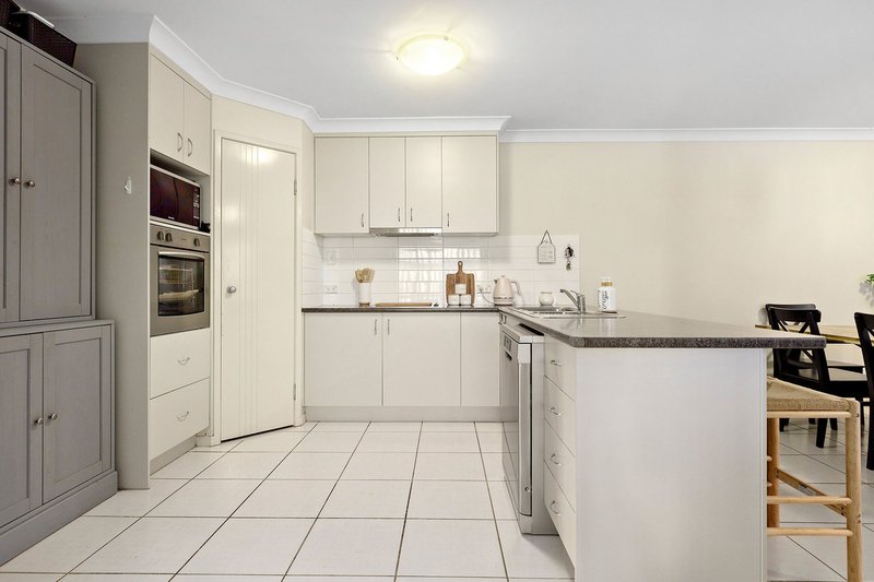 Photo - 58 Trevor Street, Bellbird Park QLD 4300 - Image 5