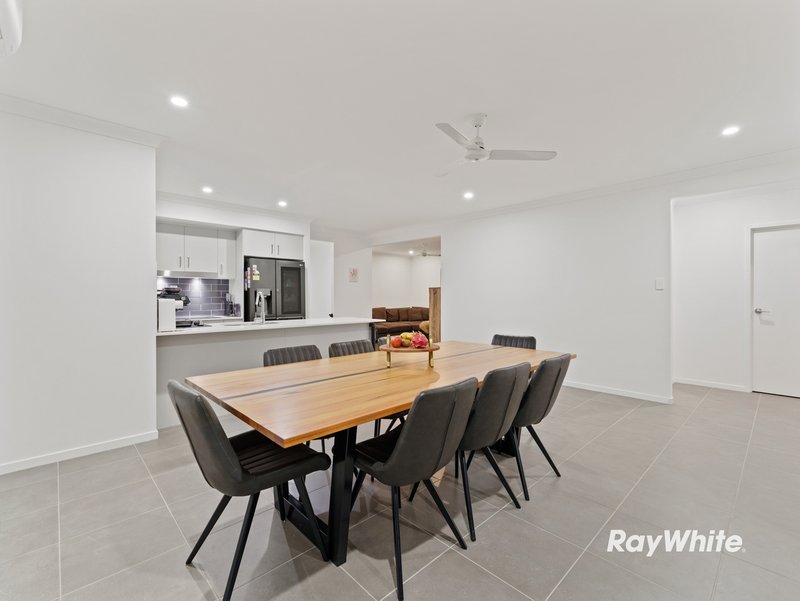 Photo - 58 Weedbrook Street, Park Ridge QLD 4125 - Image 8