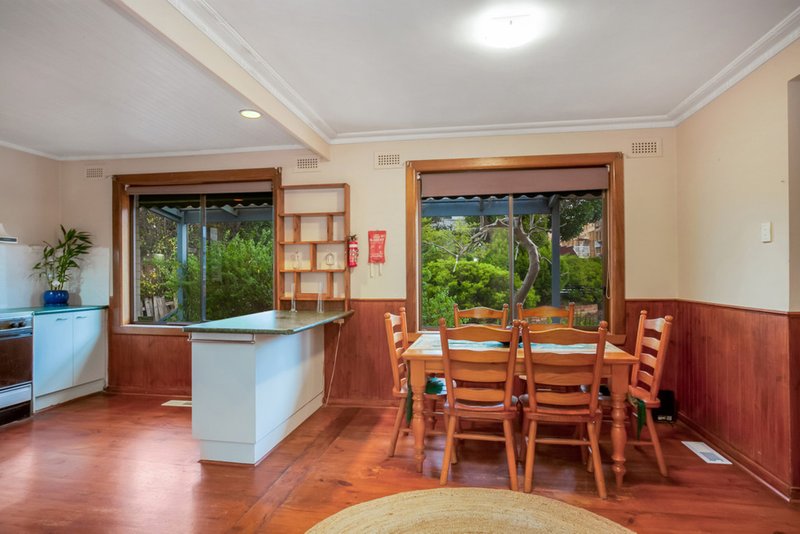 Photo - 58 Yarra Avenue, Reservoir VIC 3073 - Image 4