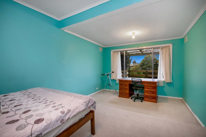 Photo - 58 Yarra Avenue, Reservoir VIC 3073 - Image 6