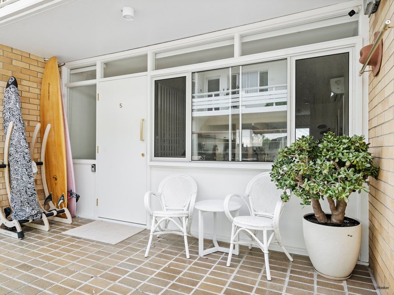 Photo - 5/802 Pacific Parade, Currumbin QLD 4223 - Image 7