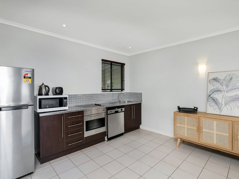 Photo - 5/81-85 Cedar Road, Palm Cove QLD 4879 - Image 4