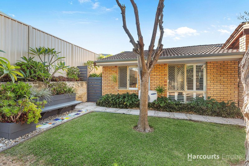 Photo - 5/81 Calais Road, Scarborough WA 6019 - Image 4