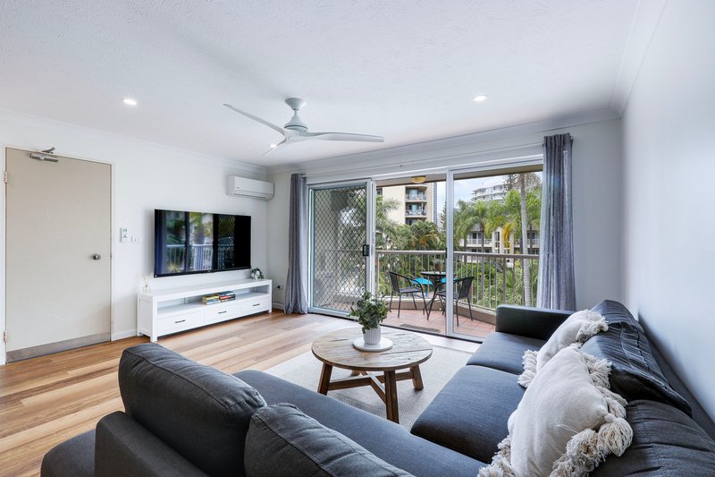 Photo - 58/23 Wharf Road, Surfers Paradise QLD 4217 - Image 2