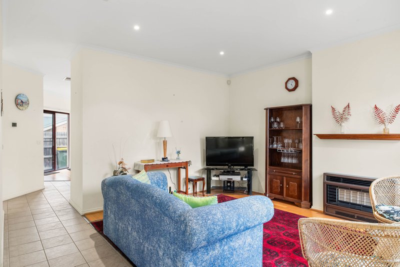 Photo - 5/83 Chapel Street, Cowes VIC 3922 - Image 4